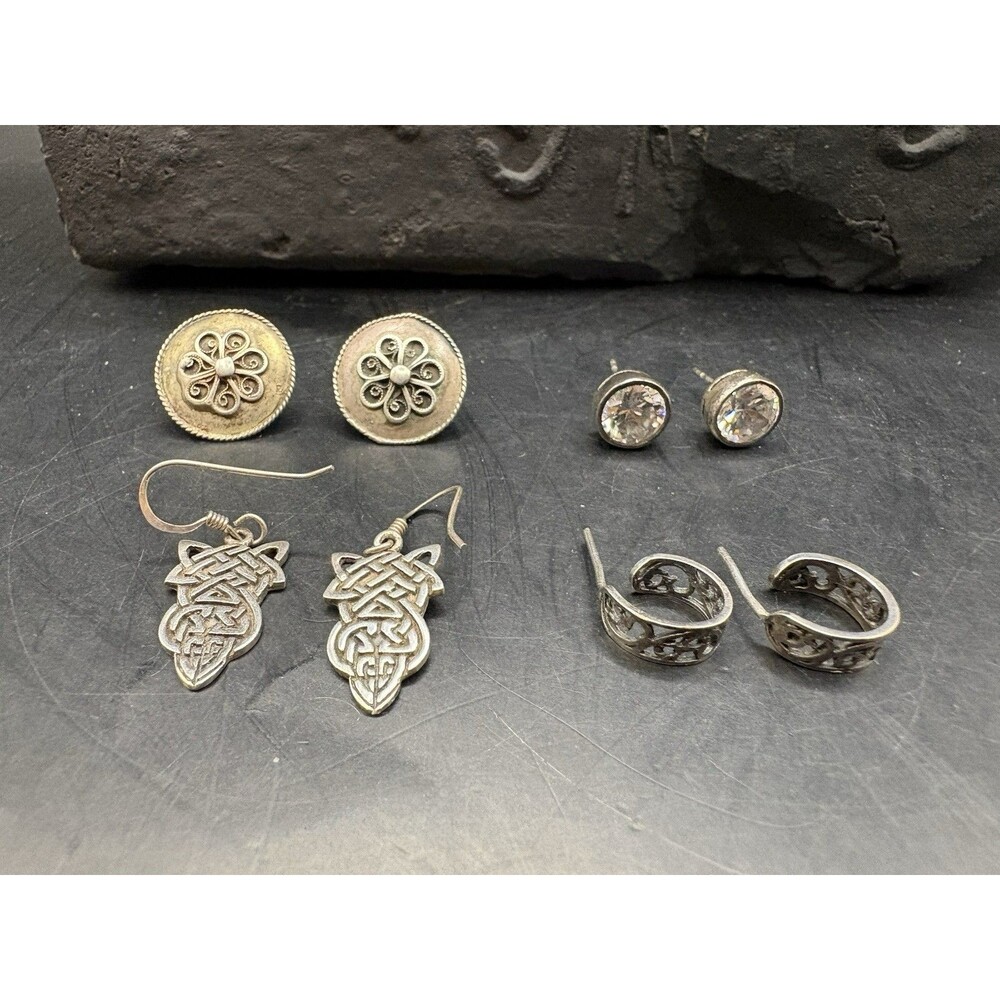 Log of 4 Vintage Sterling Silver 925 Paired Pierced Earrings 12.35g